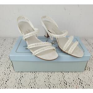 Vintage 90's Special Occasions Women's Strappy White Sandal Heels Shoes Size 8